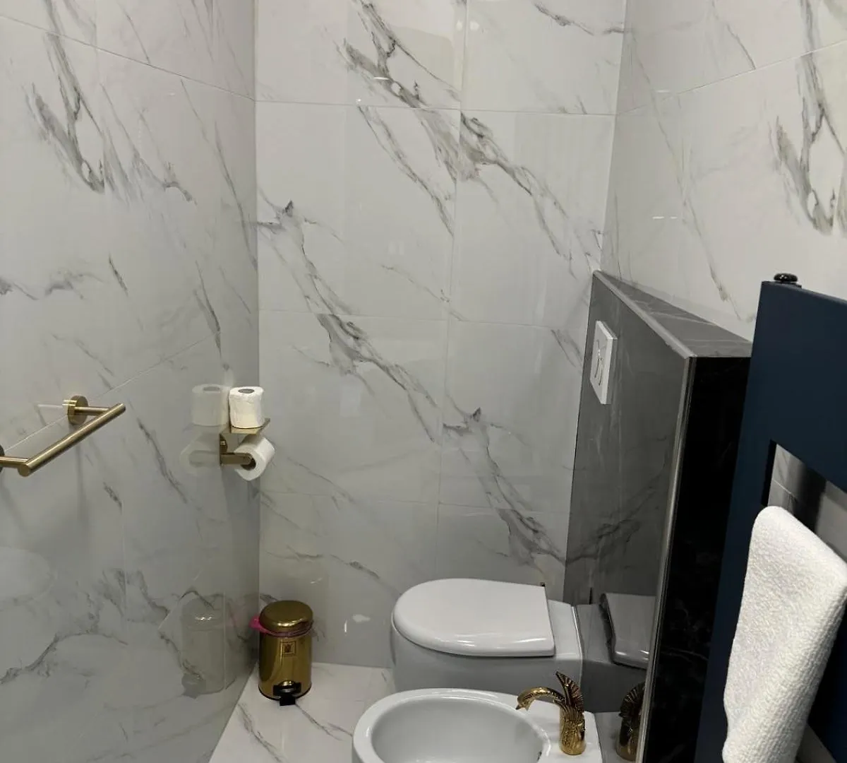 Amo Apartment Bologna 0*,  Italy